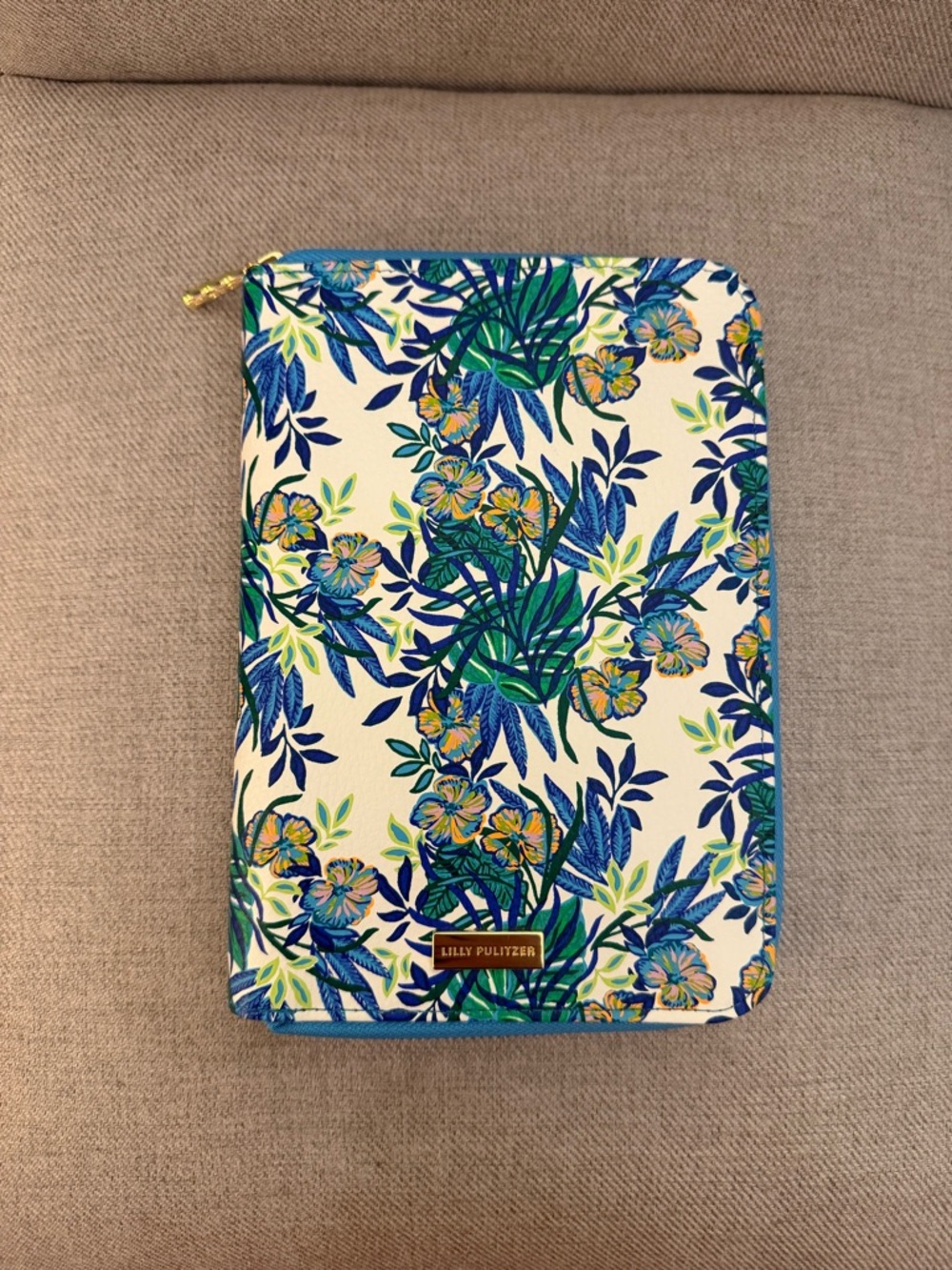 Lilly Pulitzer Travel Jewelry Folio in ‘The Hottest Spot’ - Used Once!